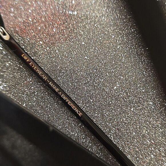 Diff Eyewear Maxwell Black/Blue Mirror Sunglasses - Picture 10 of 10